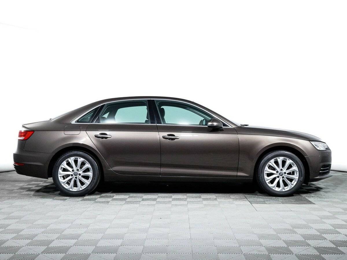 Audi A4 2015 года с пробегом. Фото: #3