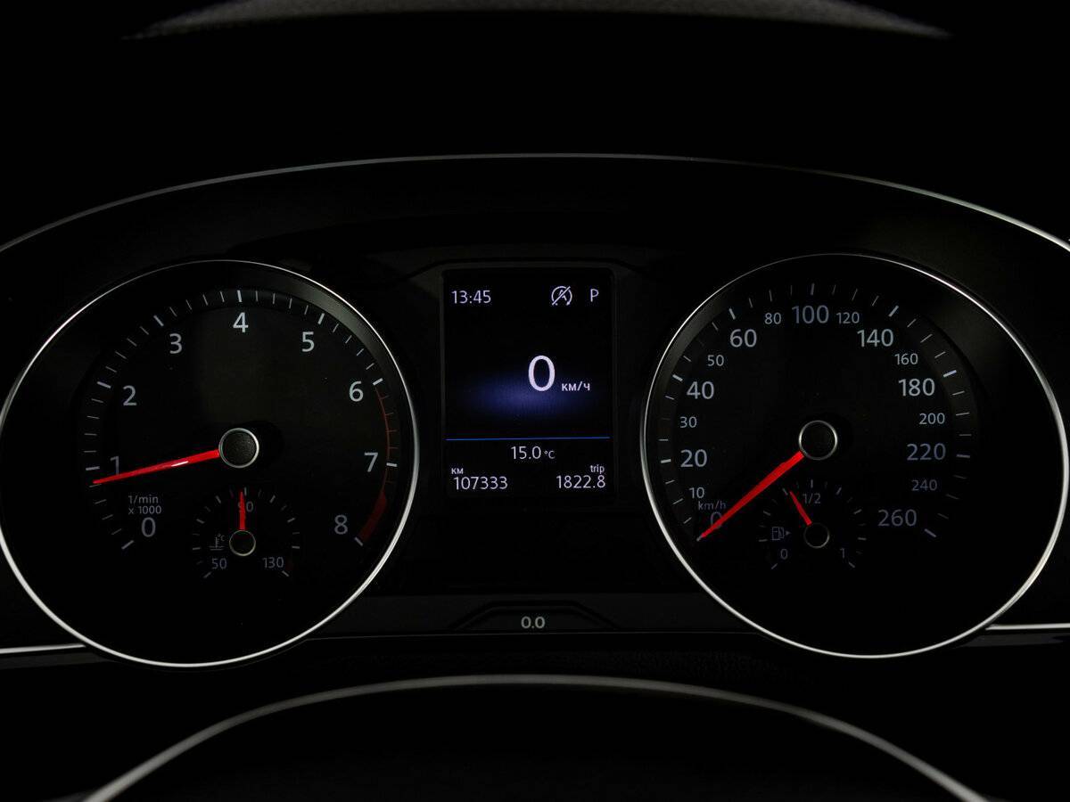 Б/У Фольксваген Пассат 2018 года. Фото: #21