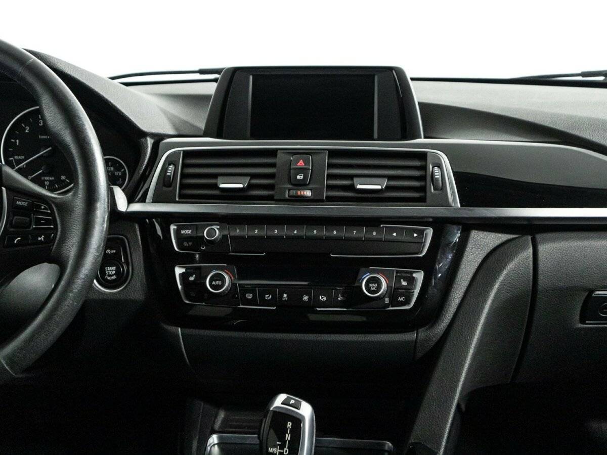 BMW 3 серии 2018 года с пробегом. Фото: #13