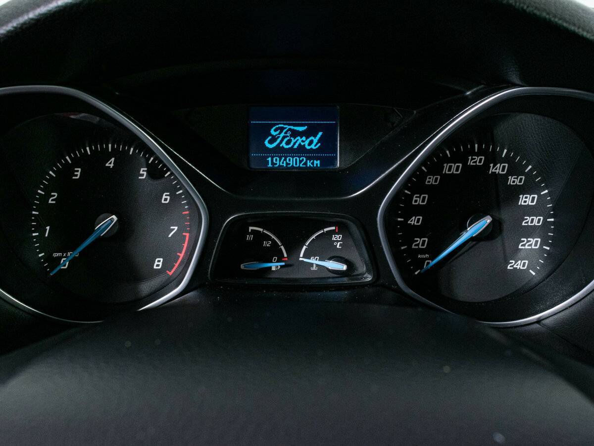Ford Focus 2012 года с пробегом. Фото: #12