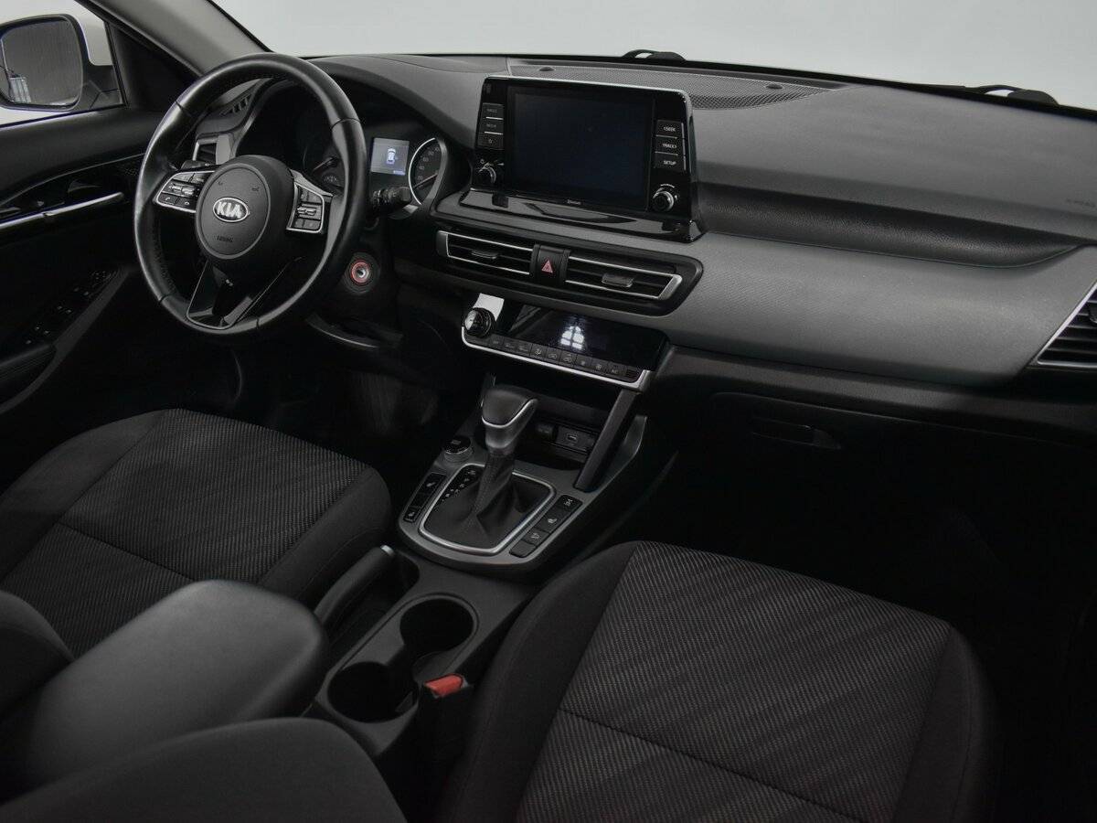 Kia Seltos 2021 года с пробегом. Фото: #9