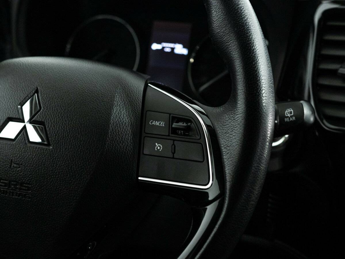 Mitsubishi Outlander 2021 года с пробегом. Фото: #19