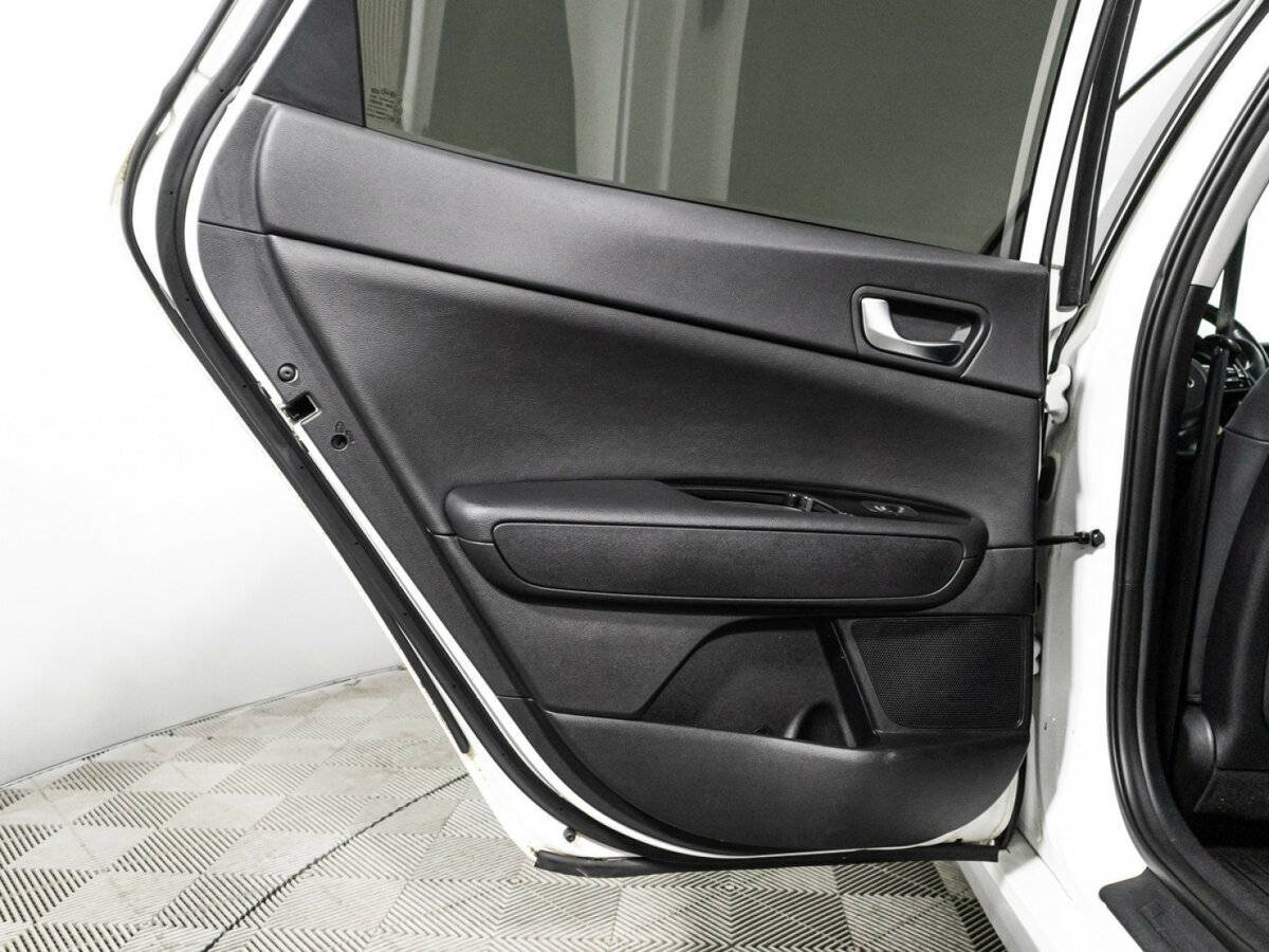 Kia Optima 2020 года с пробегом. Фото: #31