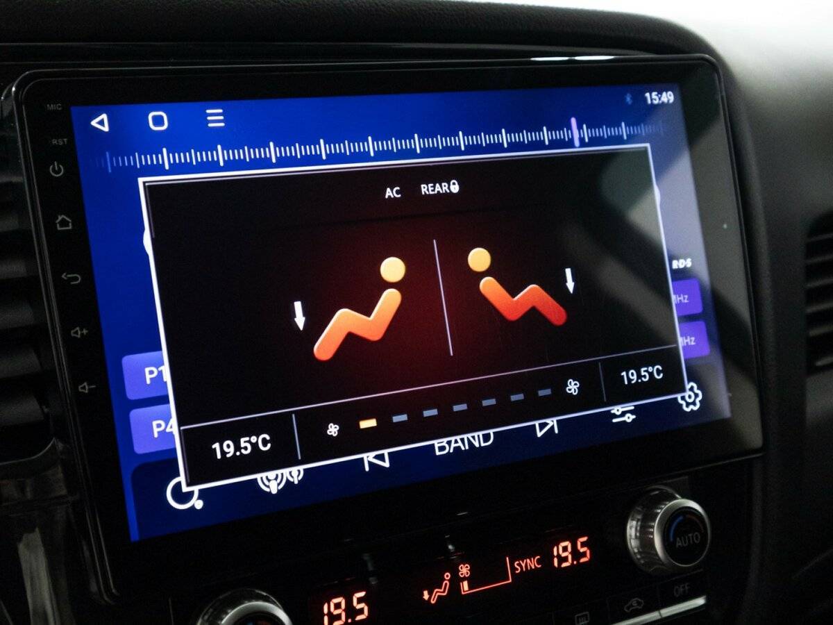 Б/У Митсубиши Оутлэндер 2020 года. Фото: #16