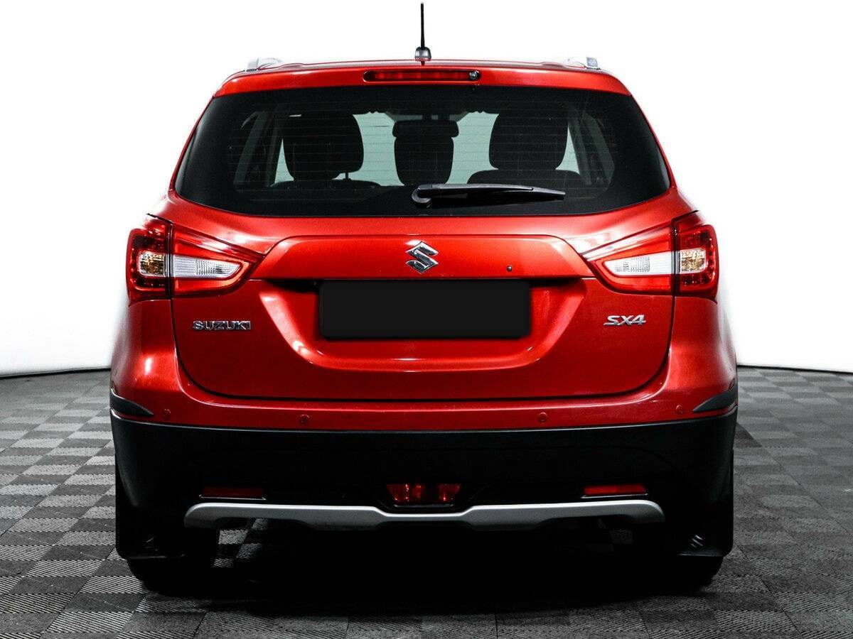 Б/У Сузуки С-Икс4 2016 года. Фото: #5