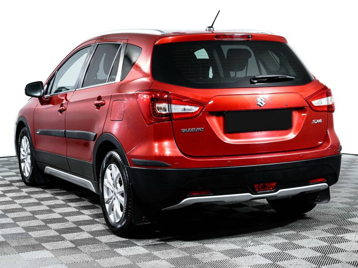 Б/У Сузуки С-Икс4 2016 года. Фото: #6