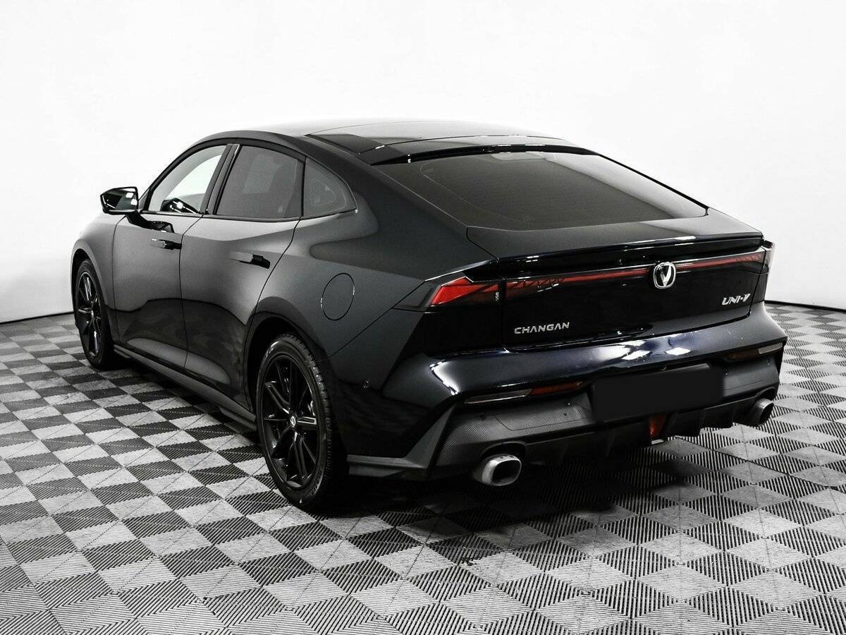 Changan UNI-V 2024 года с пробегом. Фото: #6