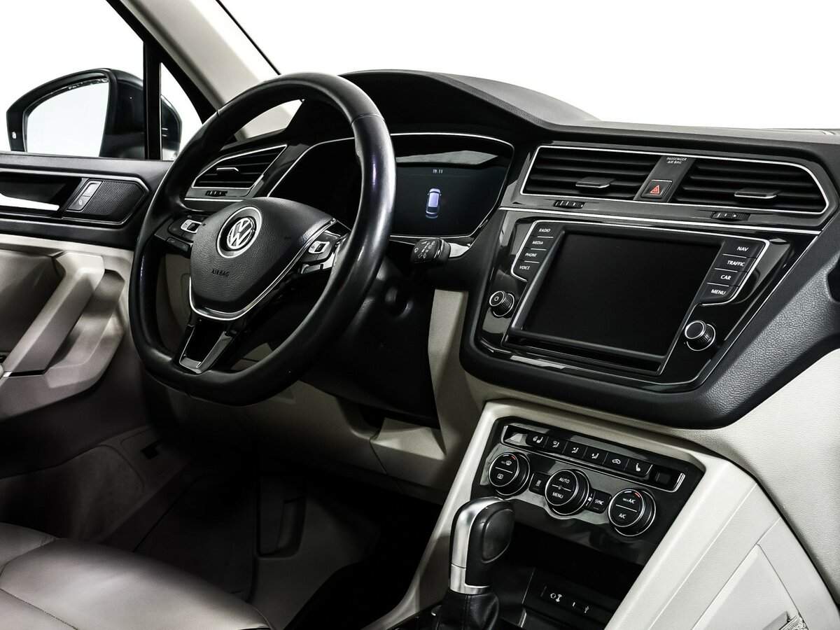 Б/У Фольксваген Тигуан 2017 года. Фото: #8