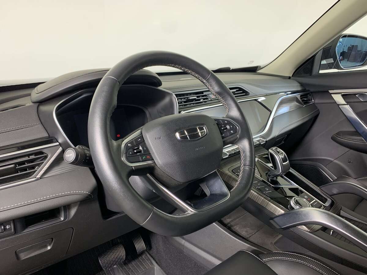 Geely Atlas Pro 2022 года с пробегом. Фото: #9