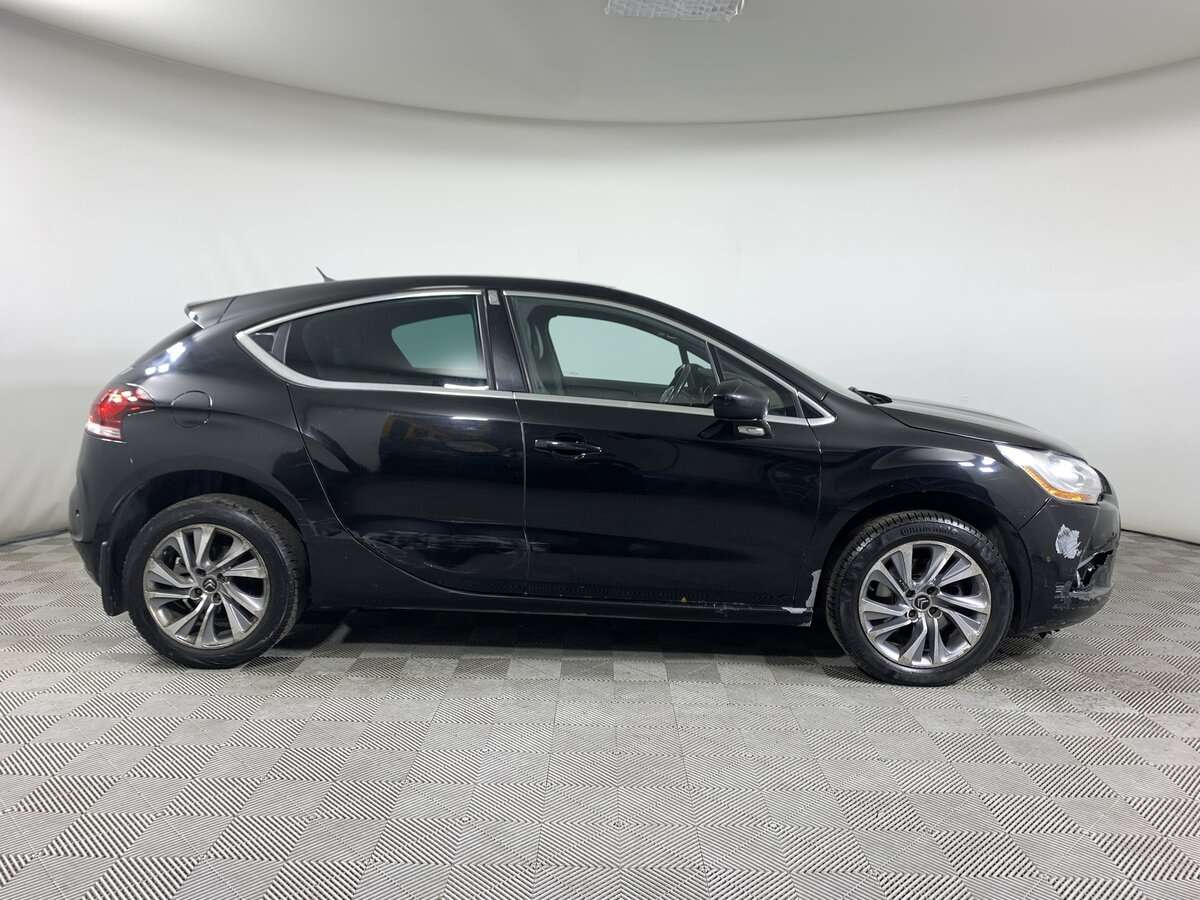 Citroen DS4 2013 года с пробегом. Фото: #3