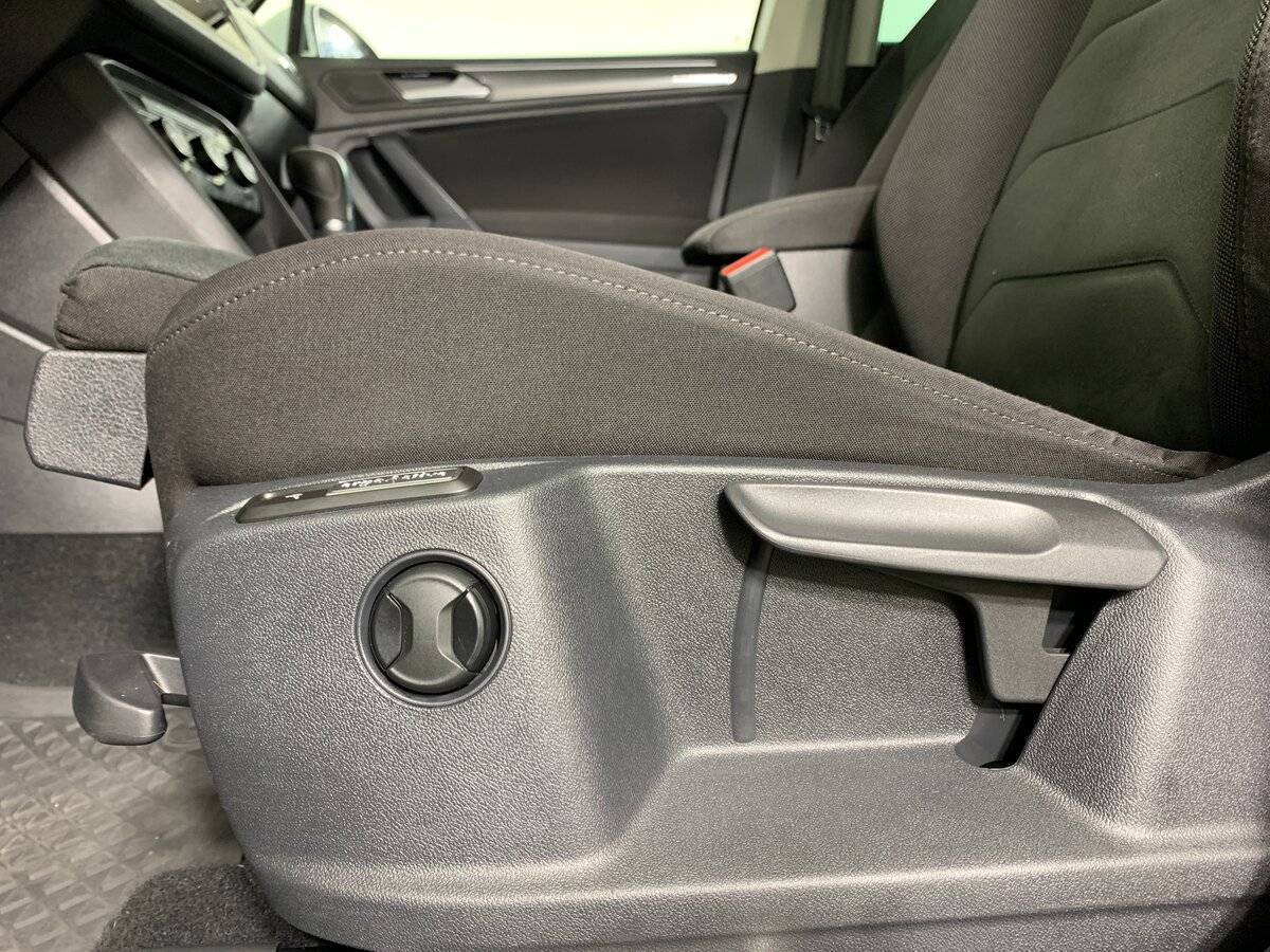 Volkswagen Tiguan 2019 года с пробегом. Фото: #16