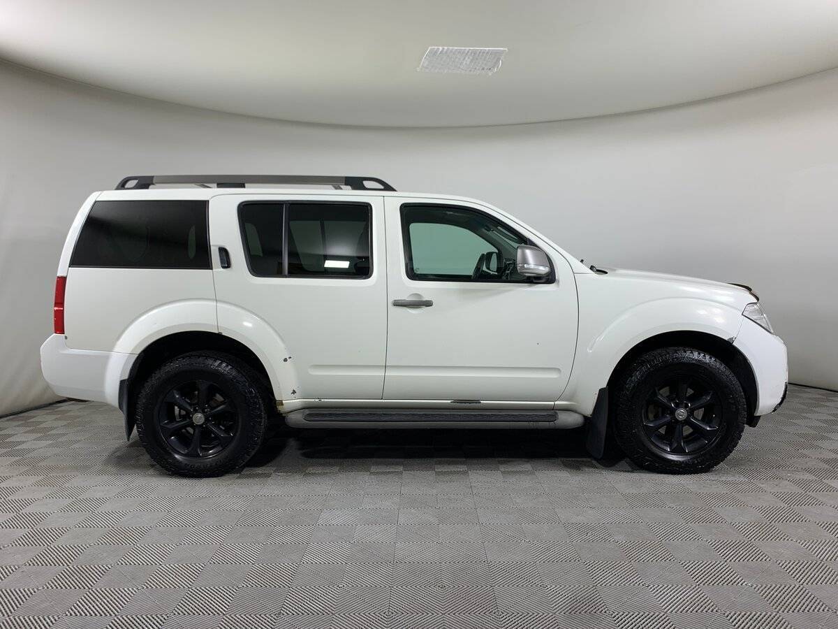 Nissan Pathfinder 2013 года с пробегом. Фото: #3