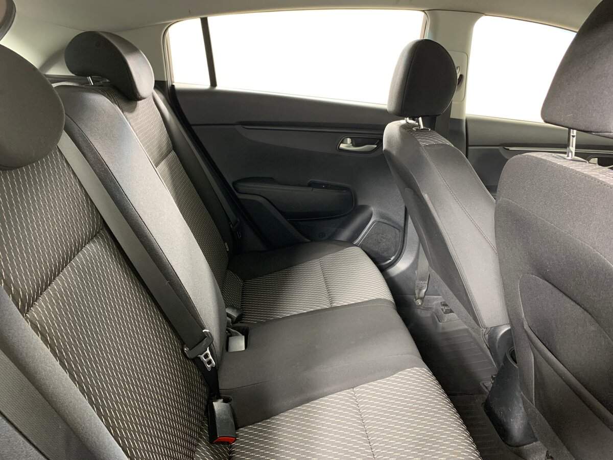 Kia Rio 2018 года с пробегом. Фото: #16