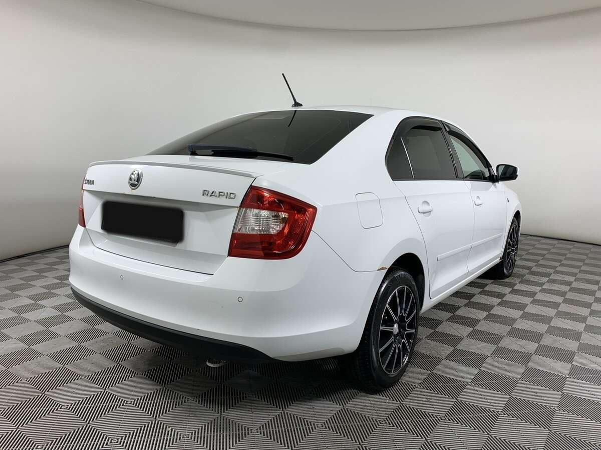 Skoda Rapid 2016 года с пробегом. Фото: #4
