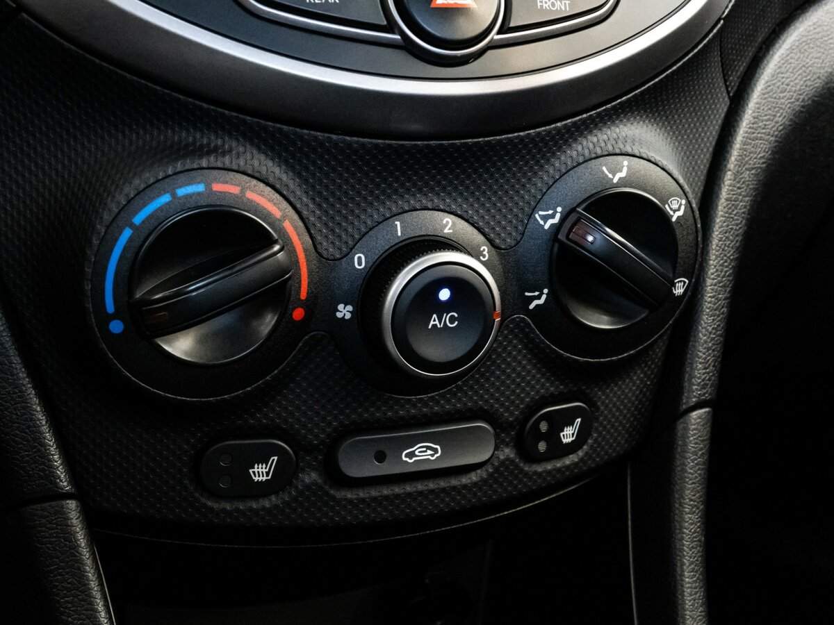 Б/У Хендай Солярис 2015 года. Фото: #10