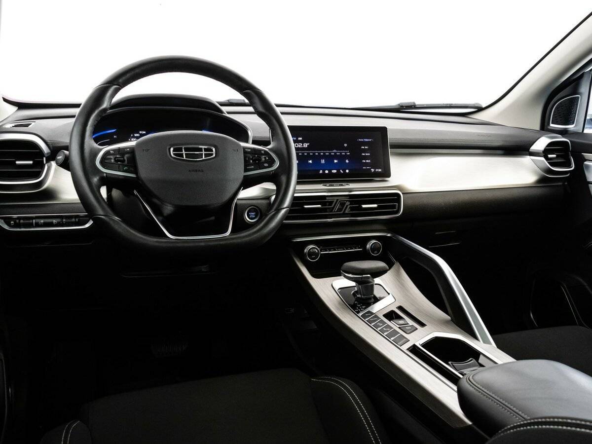 Geely Coolray 2023 года с пробегом. Фото: #10