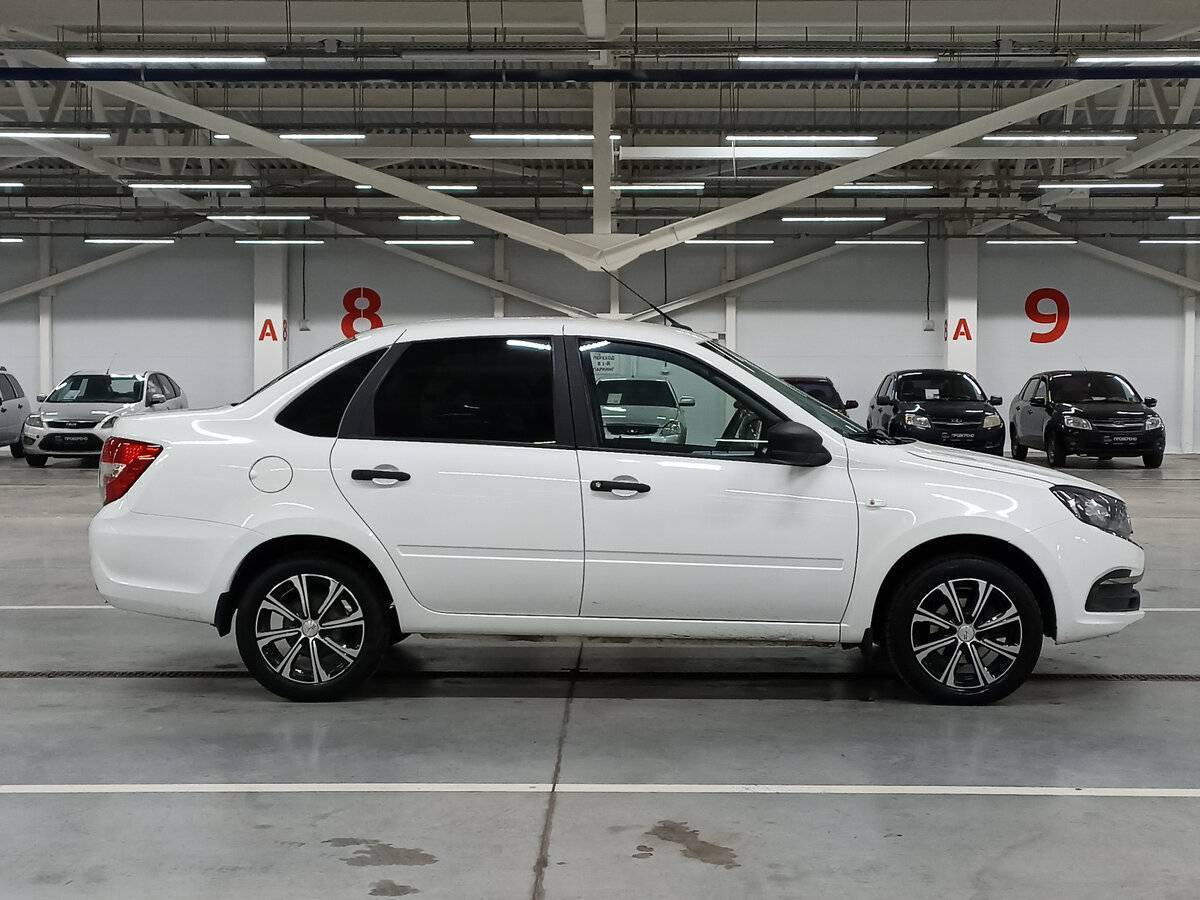 Lada (ВАЗ) Granta 2021 года с пробегом. Фото: #3