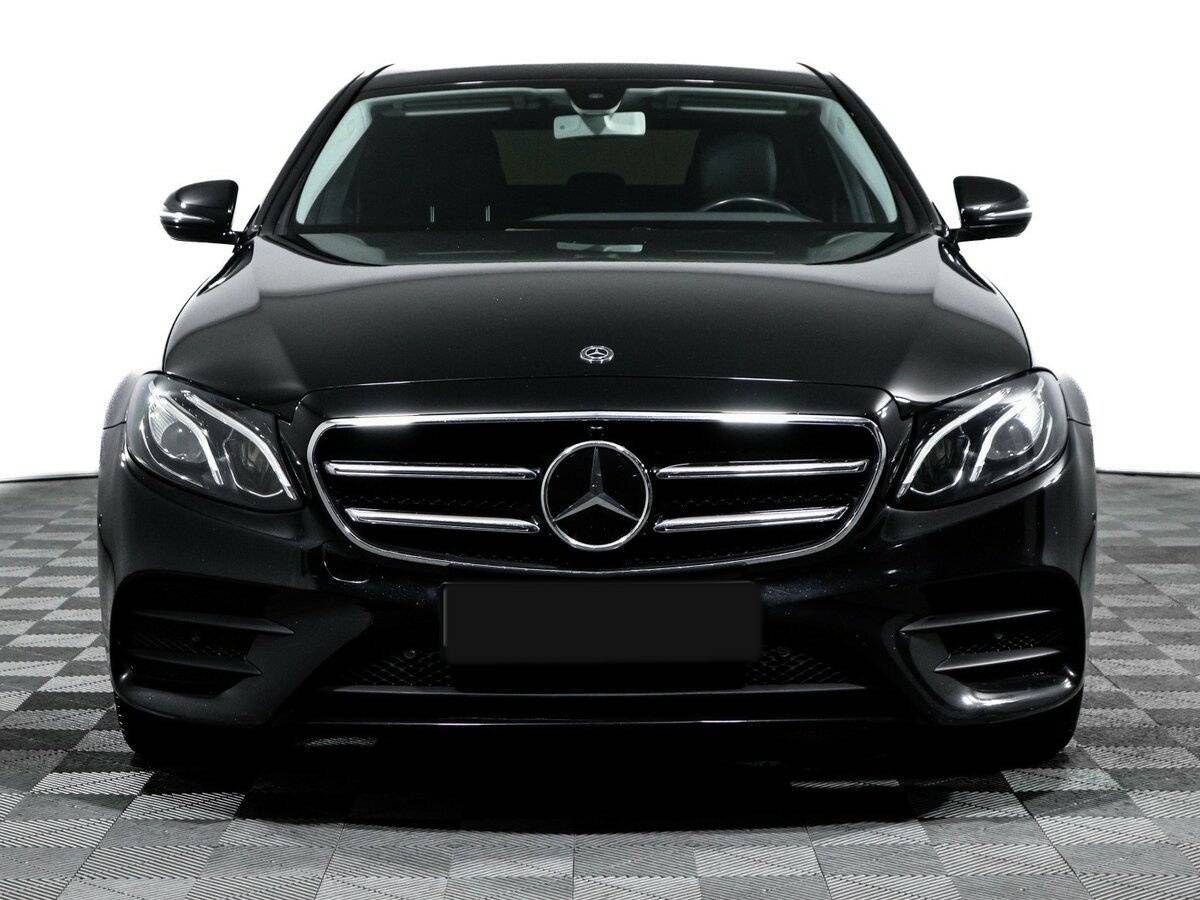 Mercedes-Benz E-Класс 2016 года с пробегом. Фото: #1
