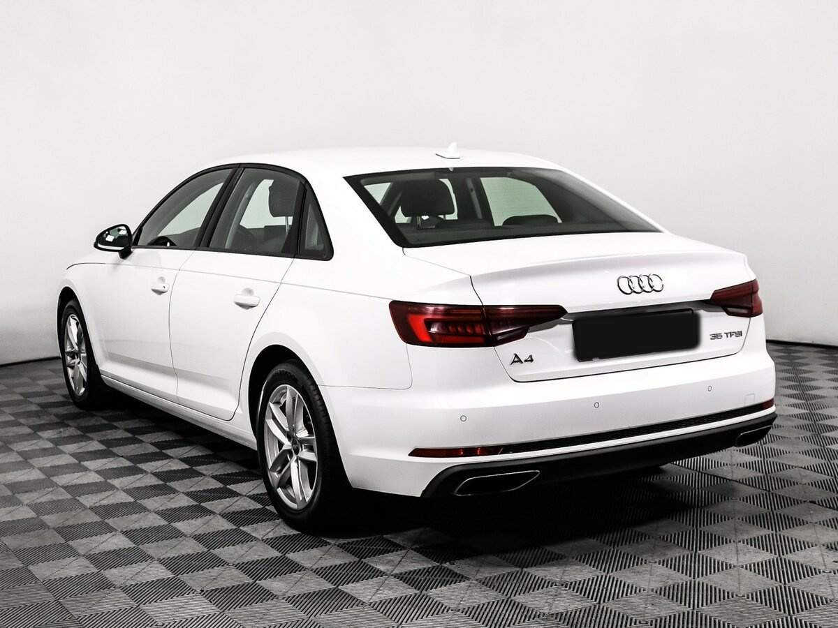 Audi A4 2018 года с пробегом. Фото: #6