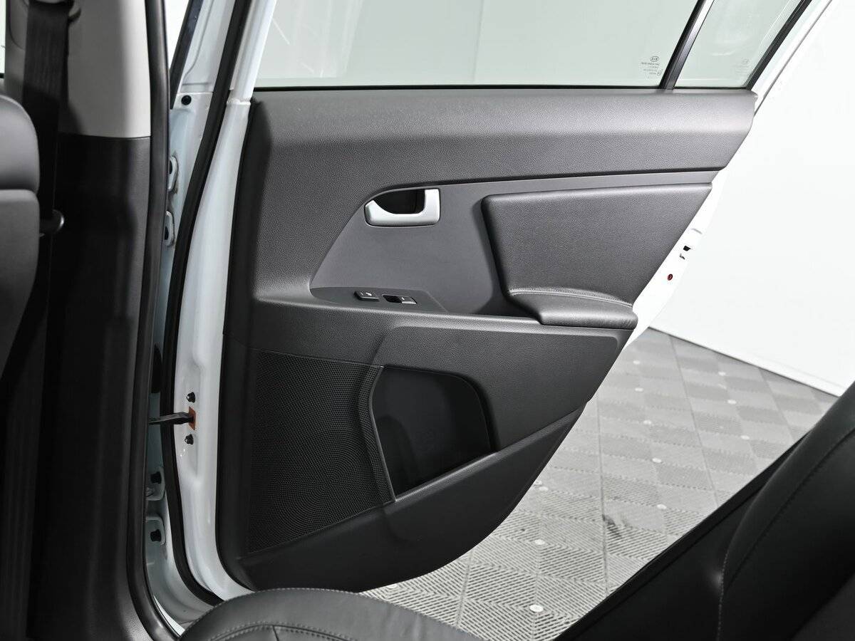 Б/У Киа Спортейдж 2012 года. Фото: #14