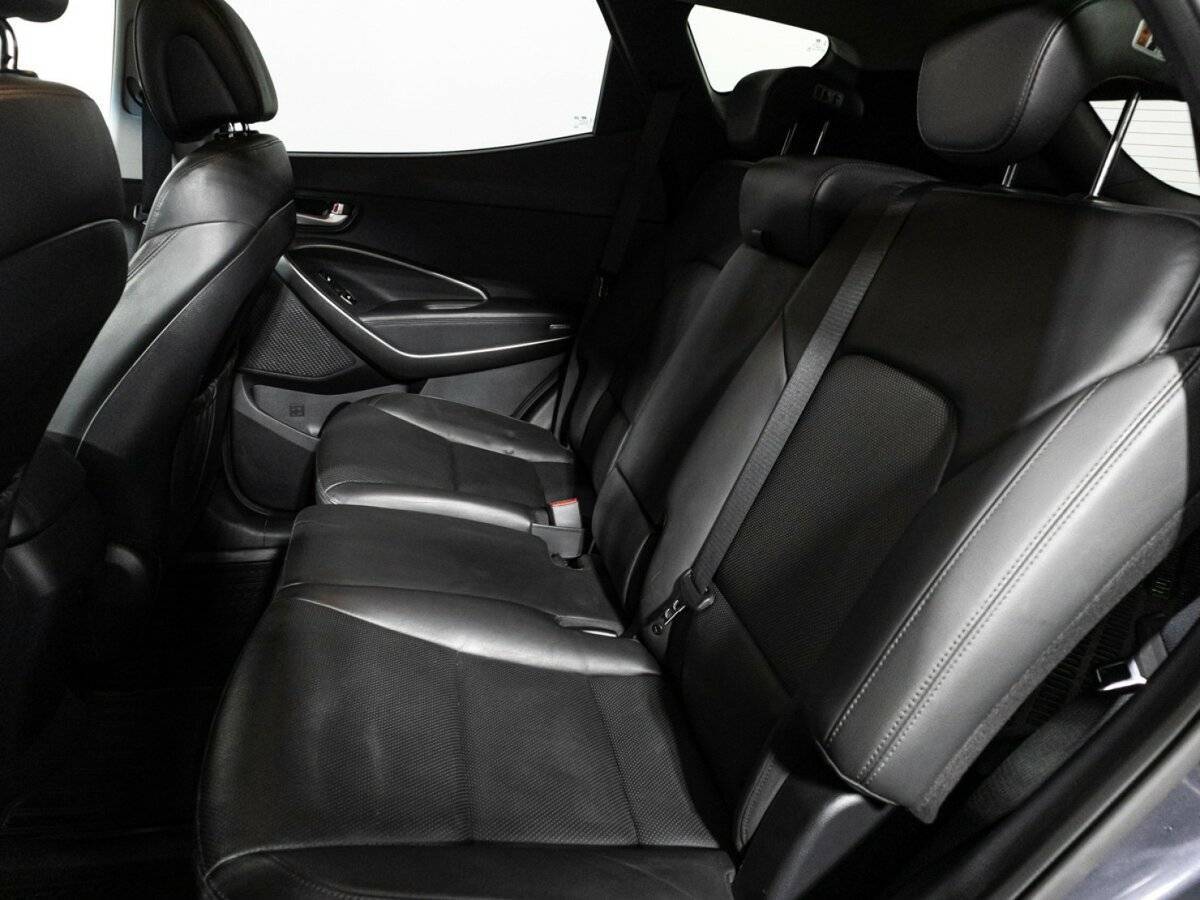 Б/У Хендай Санта Фе 2016 года. Фото: #9