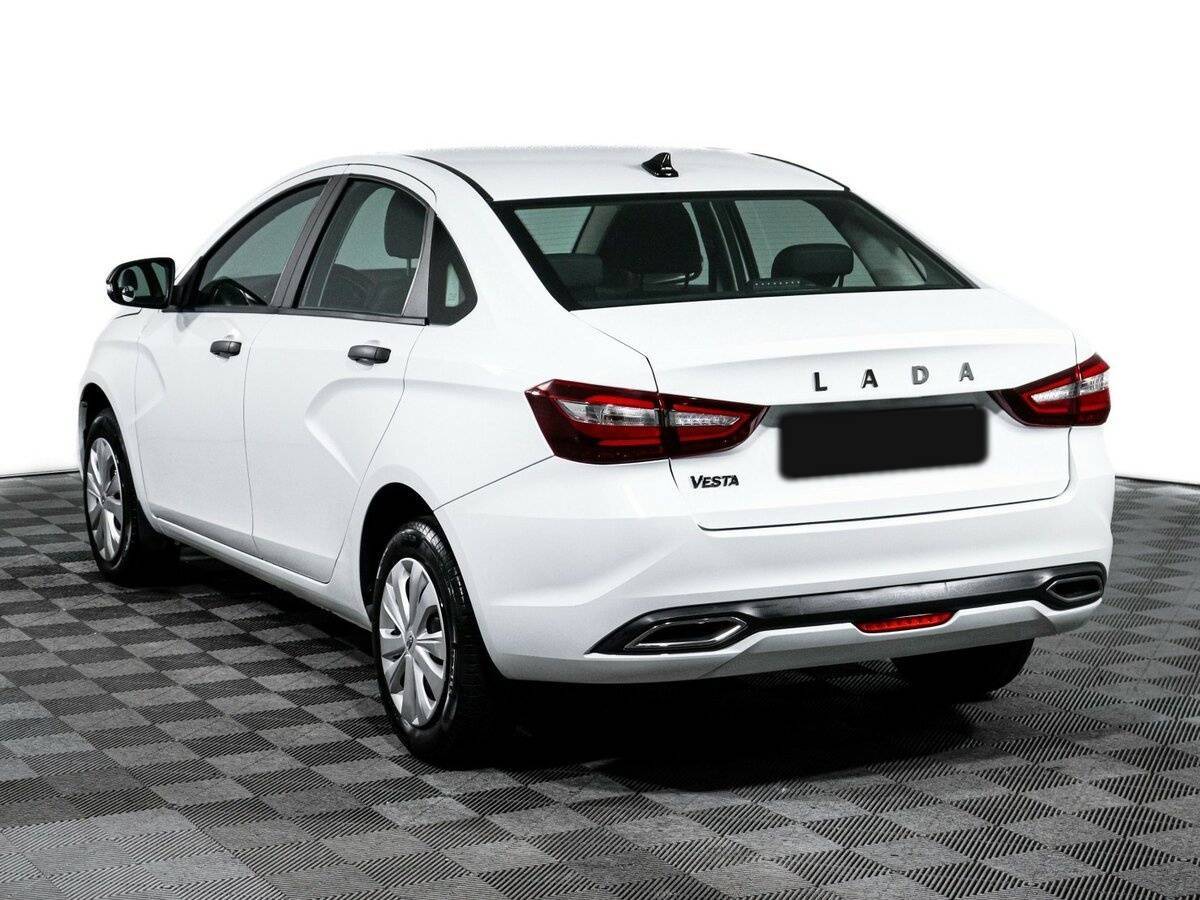 Lada (ВАЗ) Vesta 2023 года с пробегом. Фото: #6