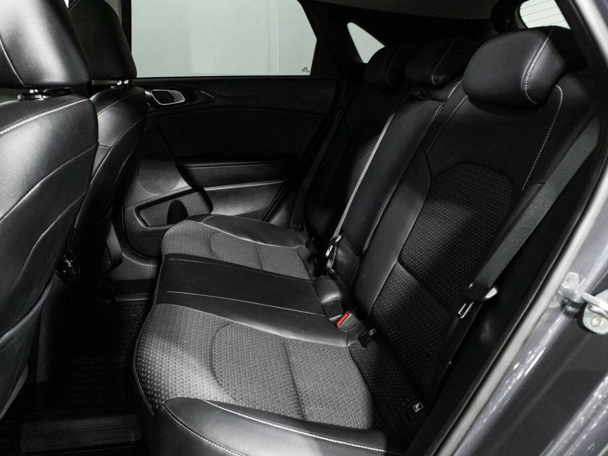 Б/У Киа Сид 2019 года. Фото: #9