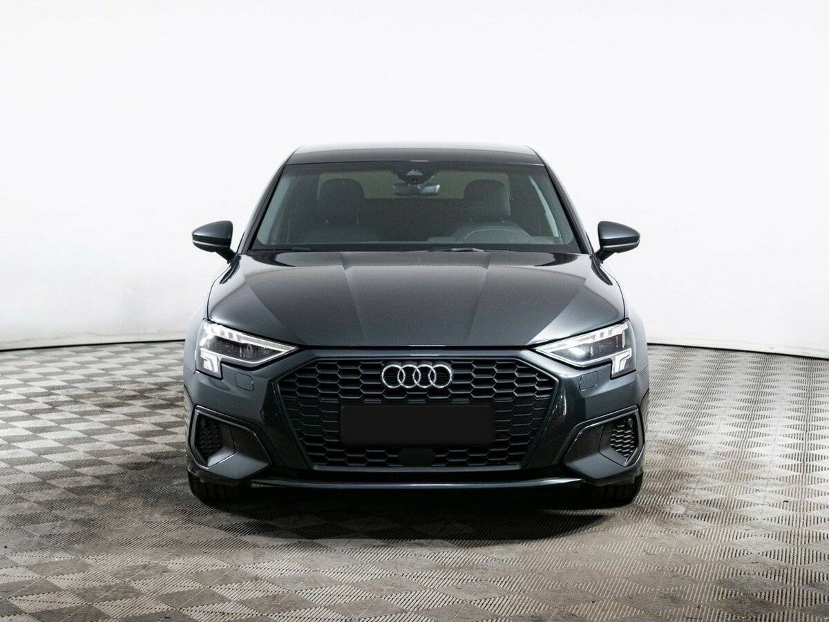 Audi A3 2021 года с пробегом. Фото: #1