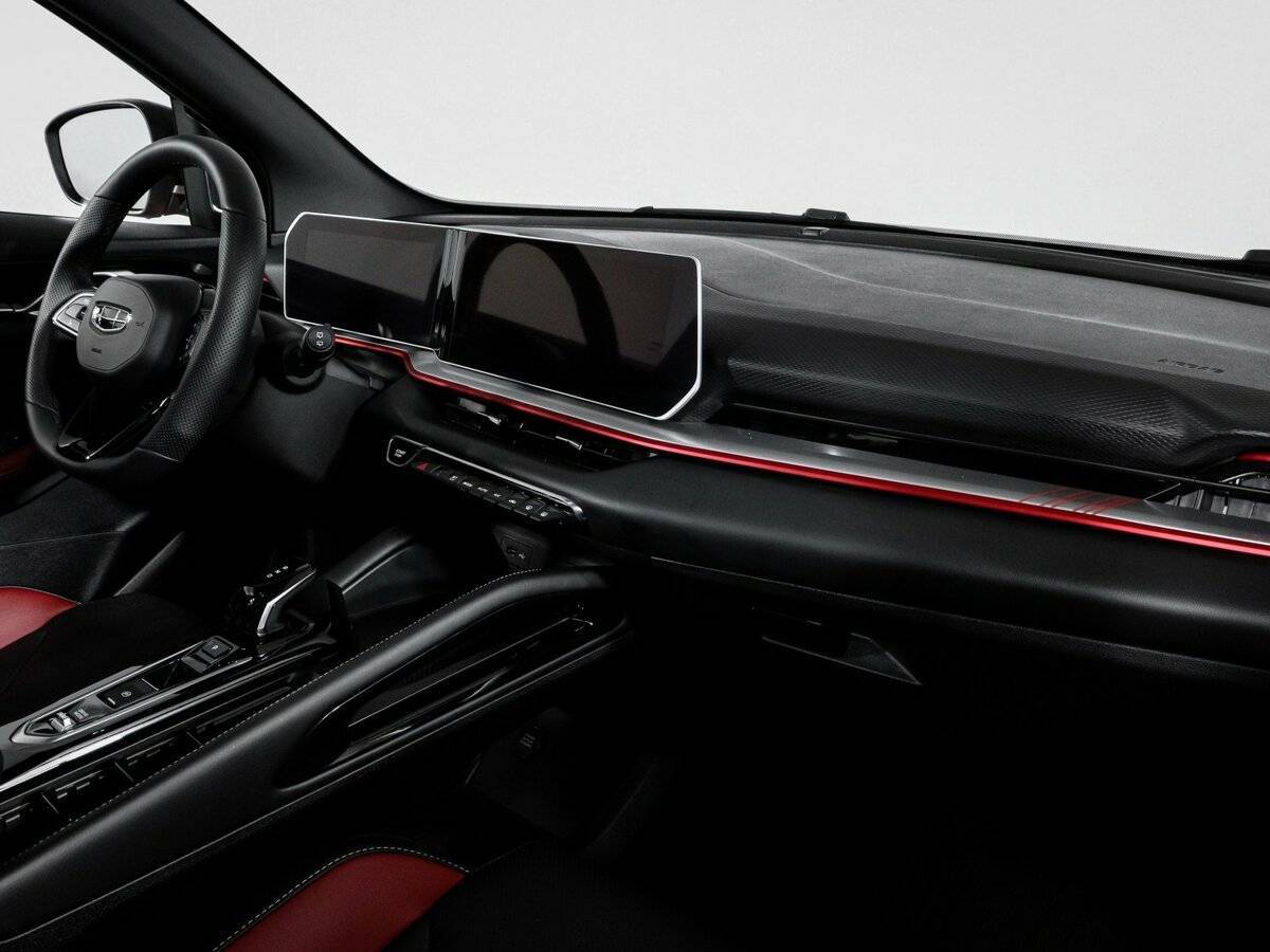 Б/У Джили Кулрэй 2024 года. Фото: #8