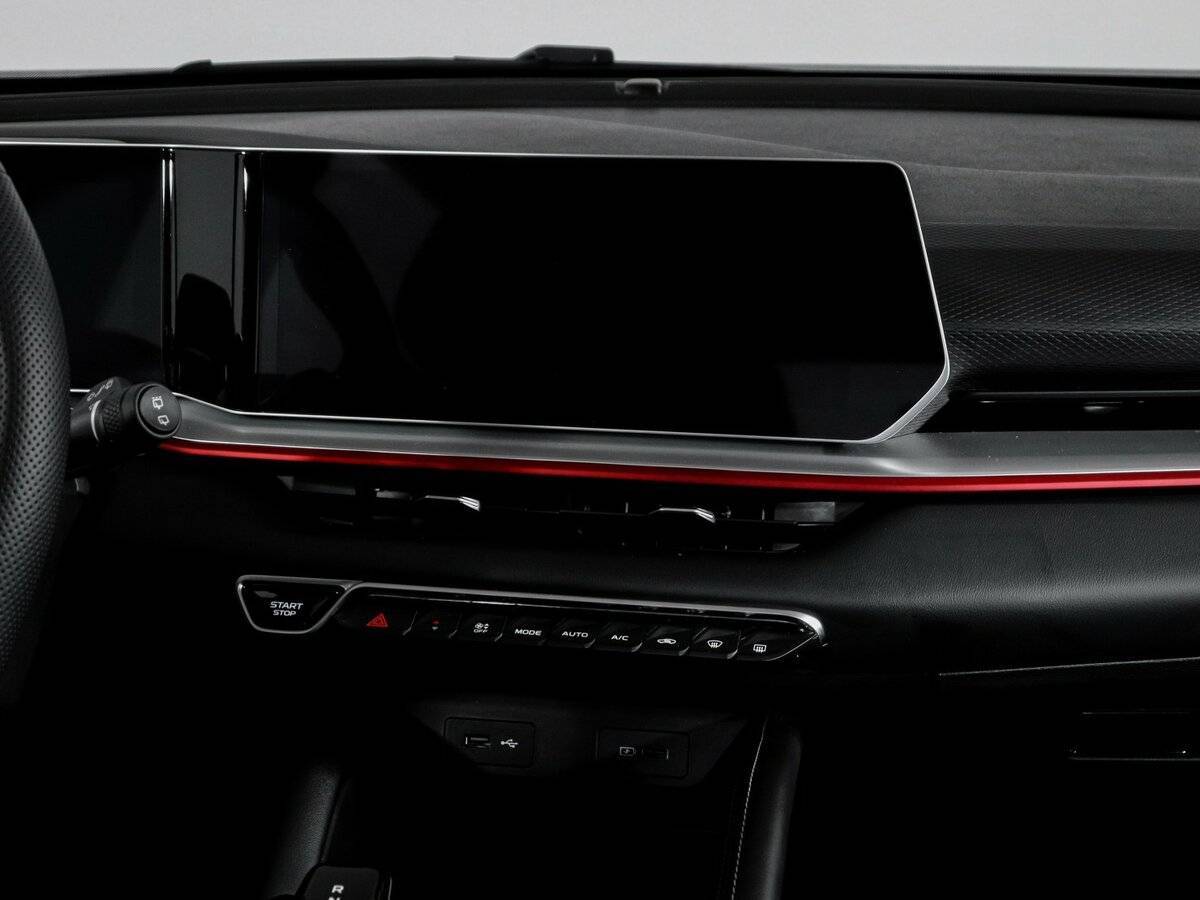 Б/У Джили Кулрэй 2024 года. Фото: #12