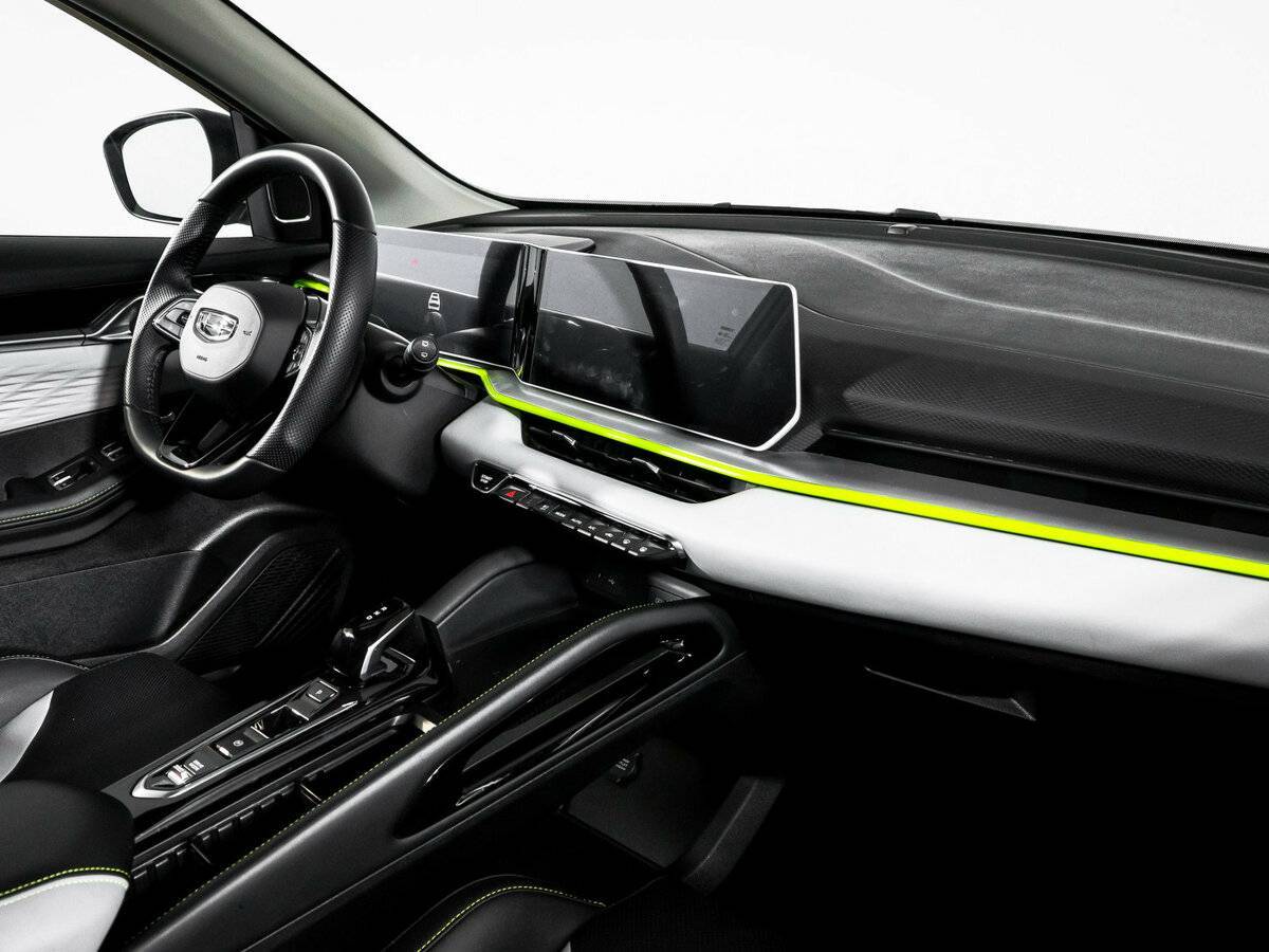 Geely Coolray 2023 года с пробегом. Фото: #8