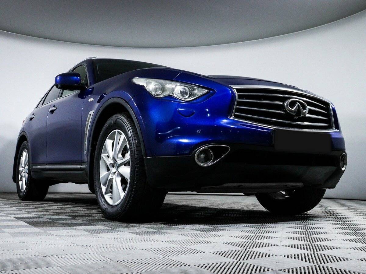 Infiniti FX 2012 года с пробегом. Фото: #17