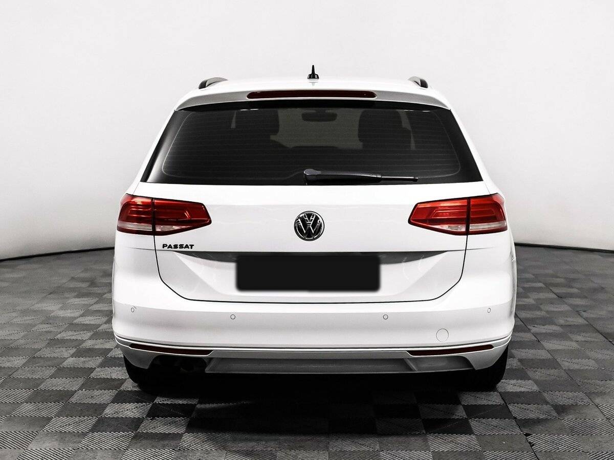 Б/У Фольксваген Пассат 2018 года. Фото: #5