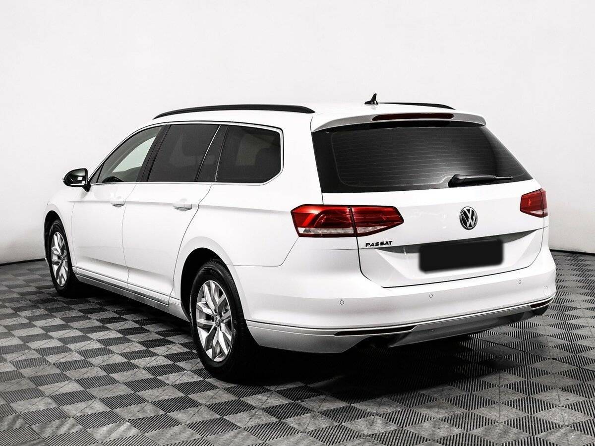 Б/У Фольксваген Пассат 2018 года. Фото: #6