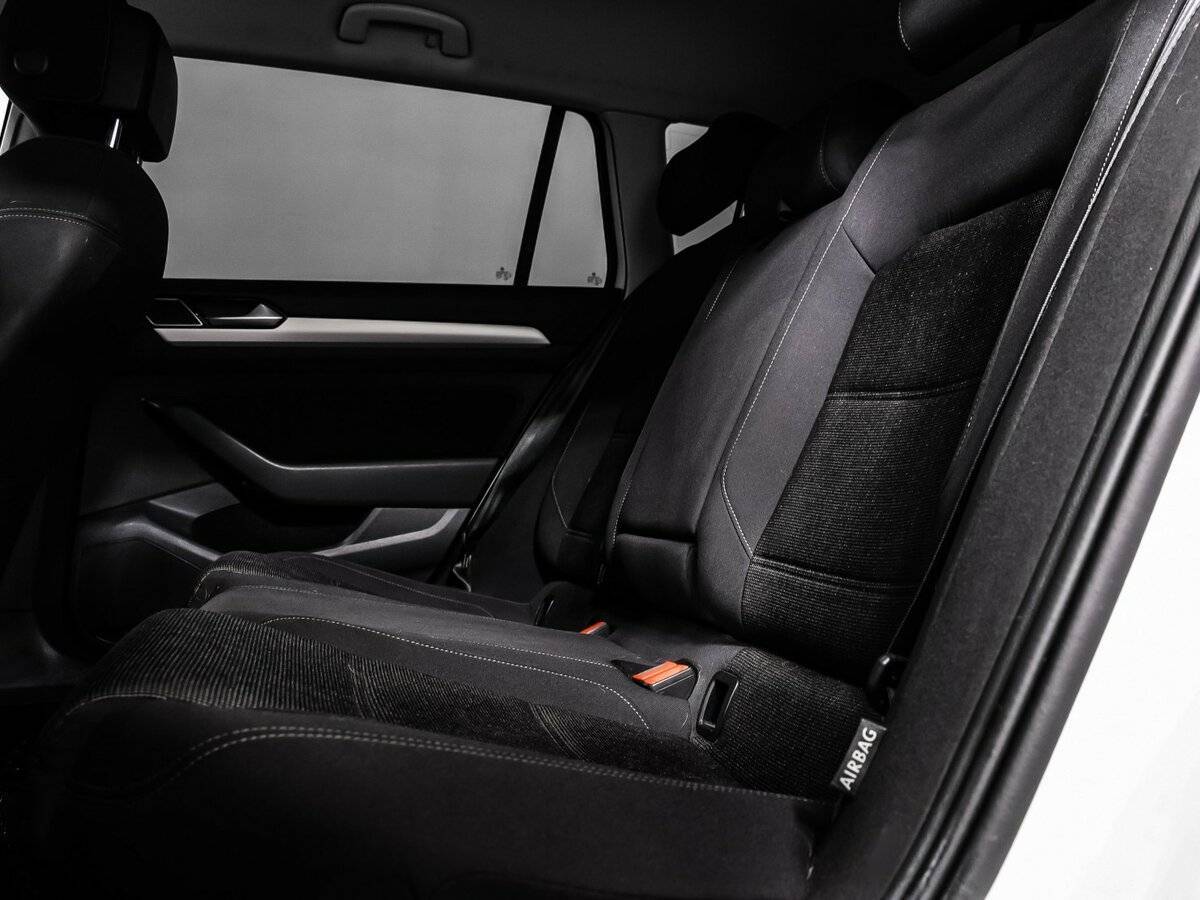 Б/У Фольксваген Пассат 2018 года. Фото: #12