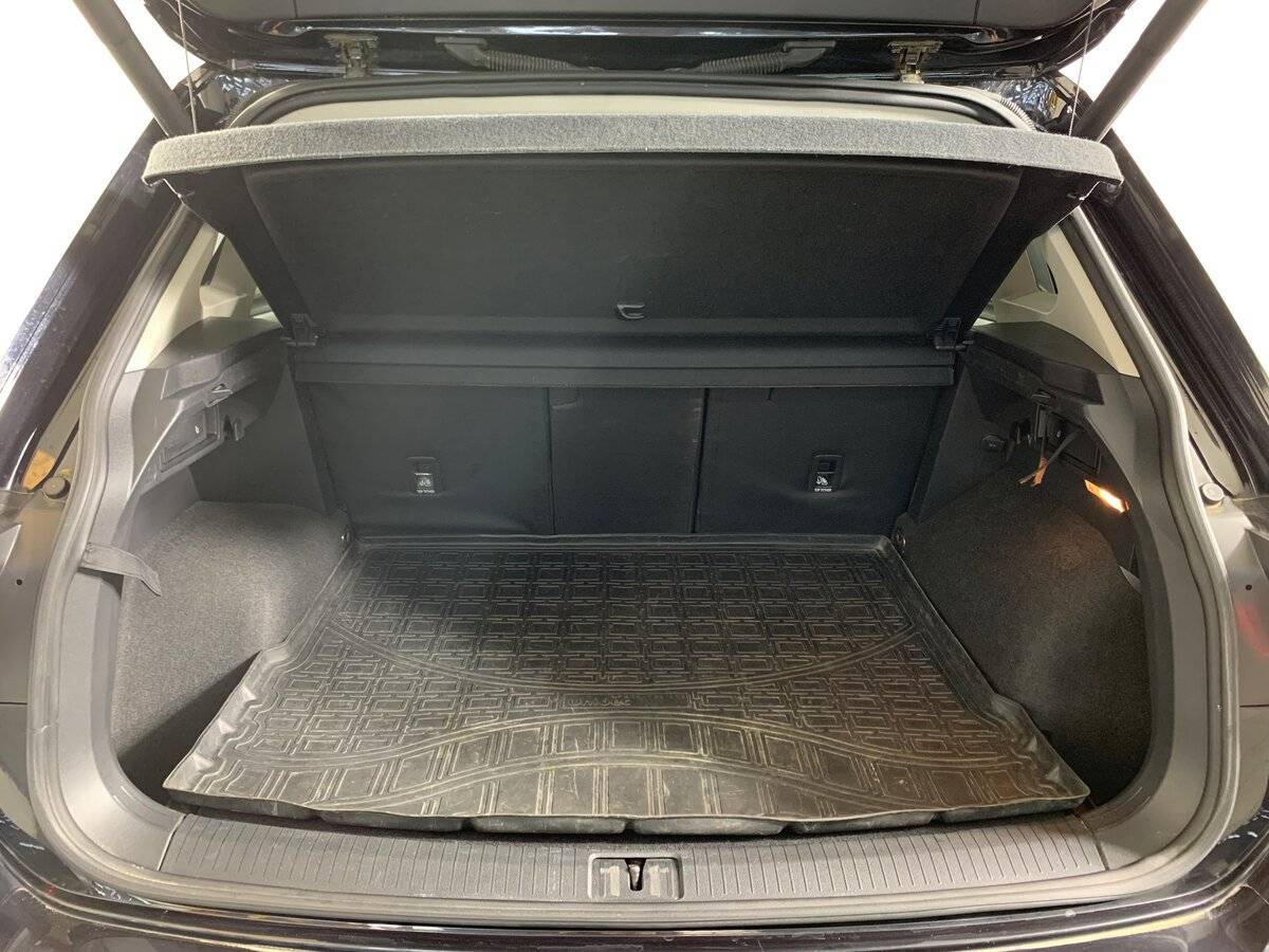 Volkswagen Tiguan 2019 года с пробегом. Фото: #18