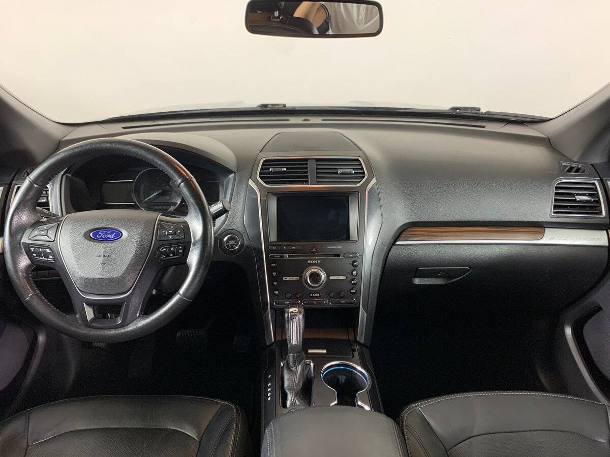 Ford Explorer 2016 года с пробегом. Фото: #11