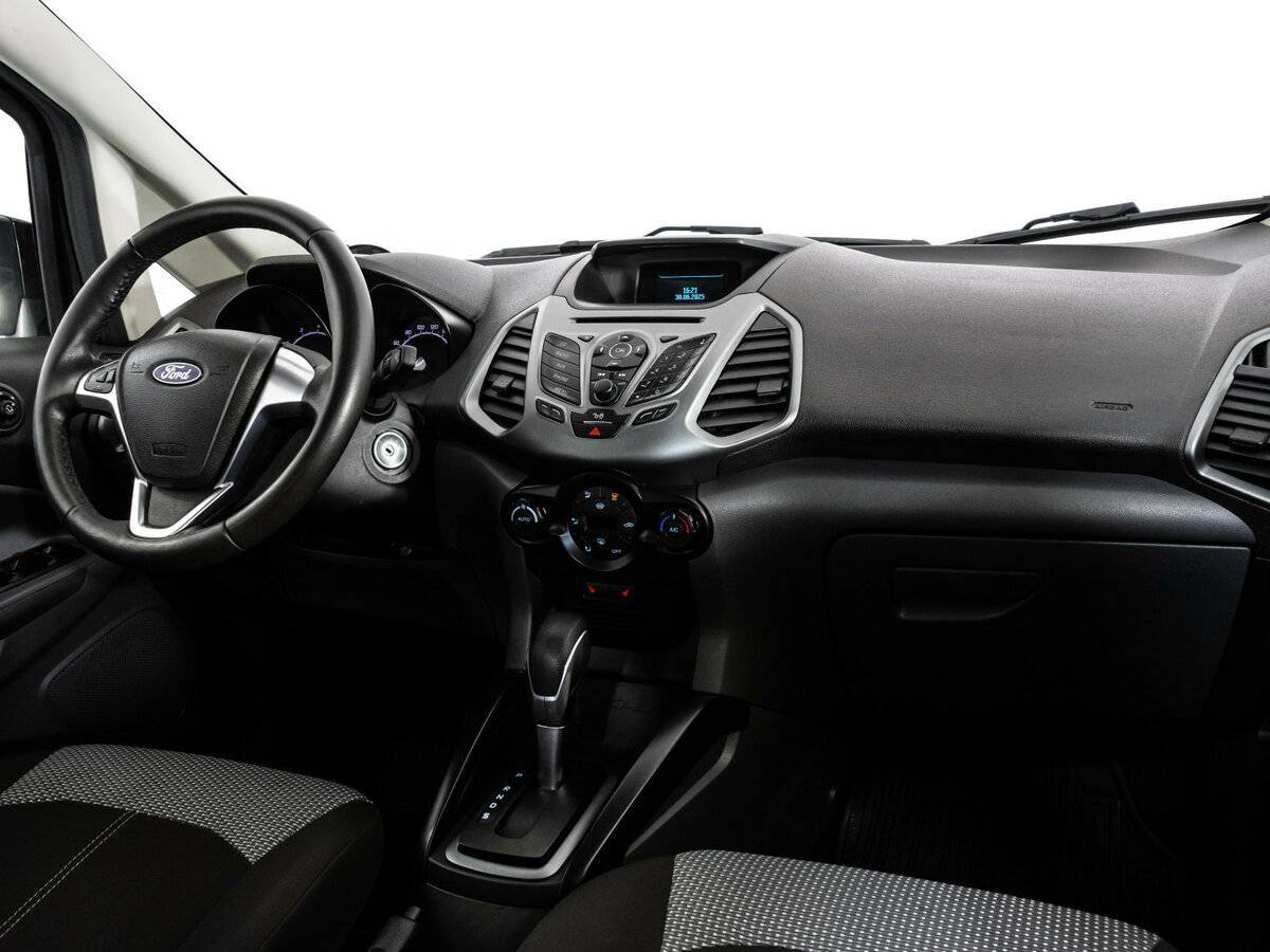 Б/У Форд ЭкоСпорт 2016 года. Фото: #8