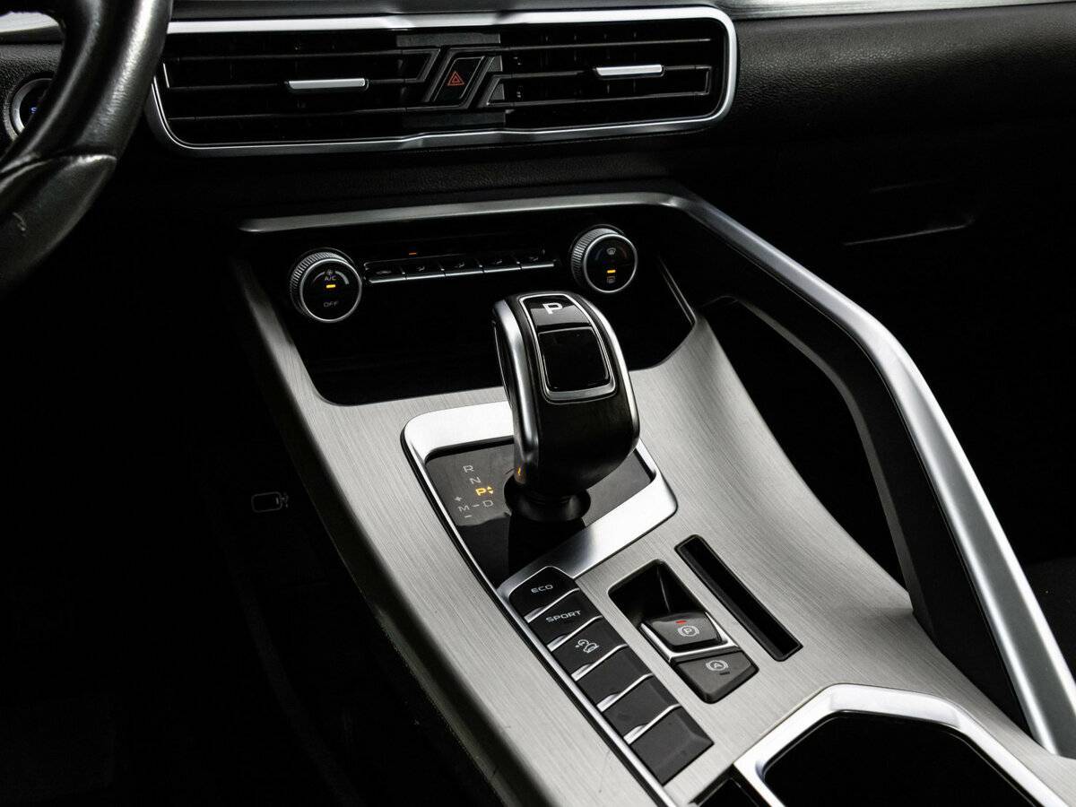 Geely Coolray 2022 года с пробегом. Фото: #12