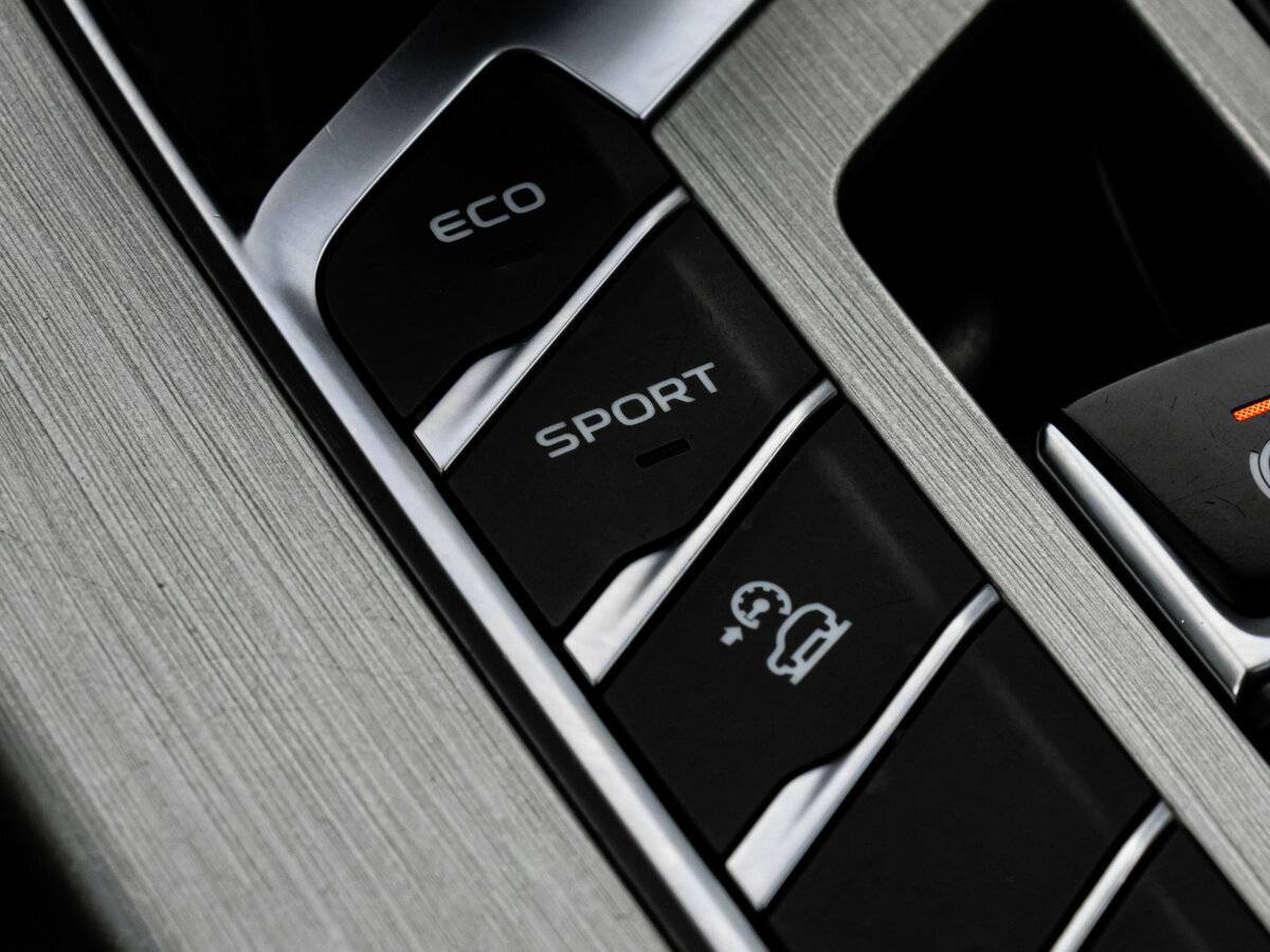 Geely Coolray 2022 года с пробегом. Фото: #13