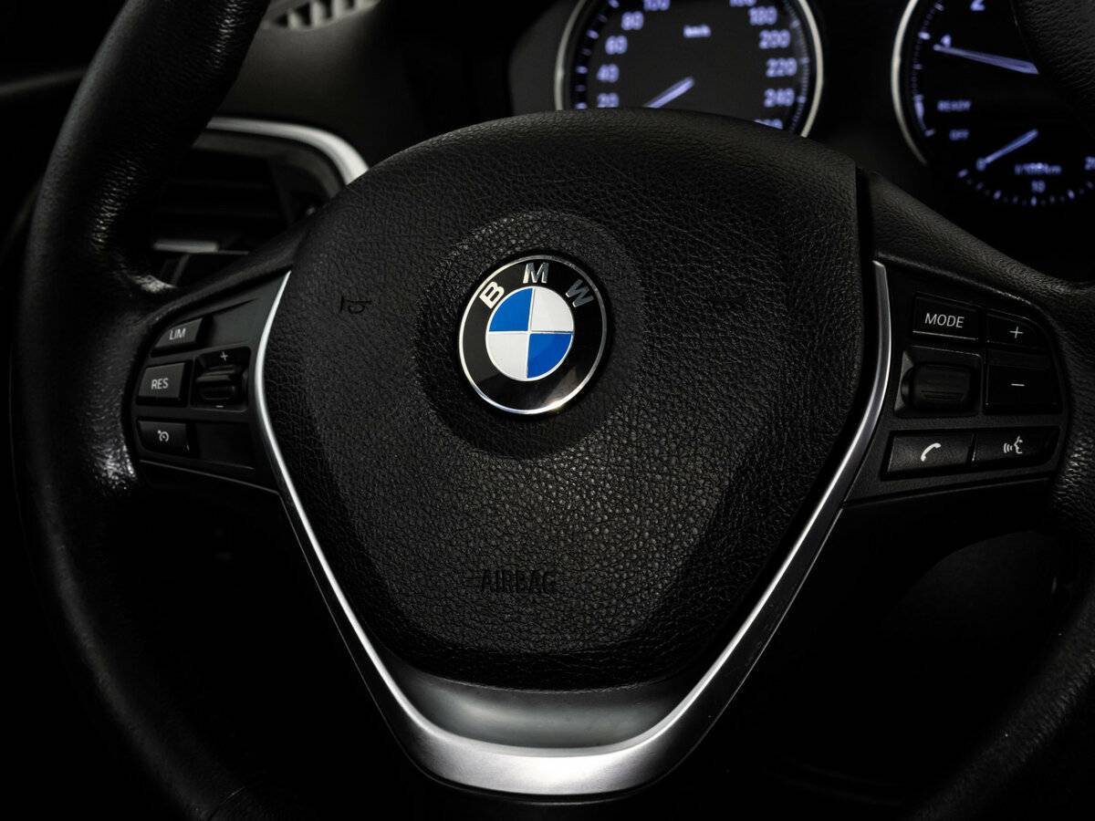 BMW 1 серии 2017 года с пробегом. Фото: #18