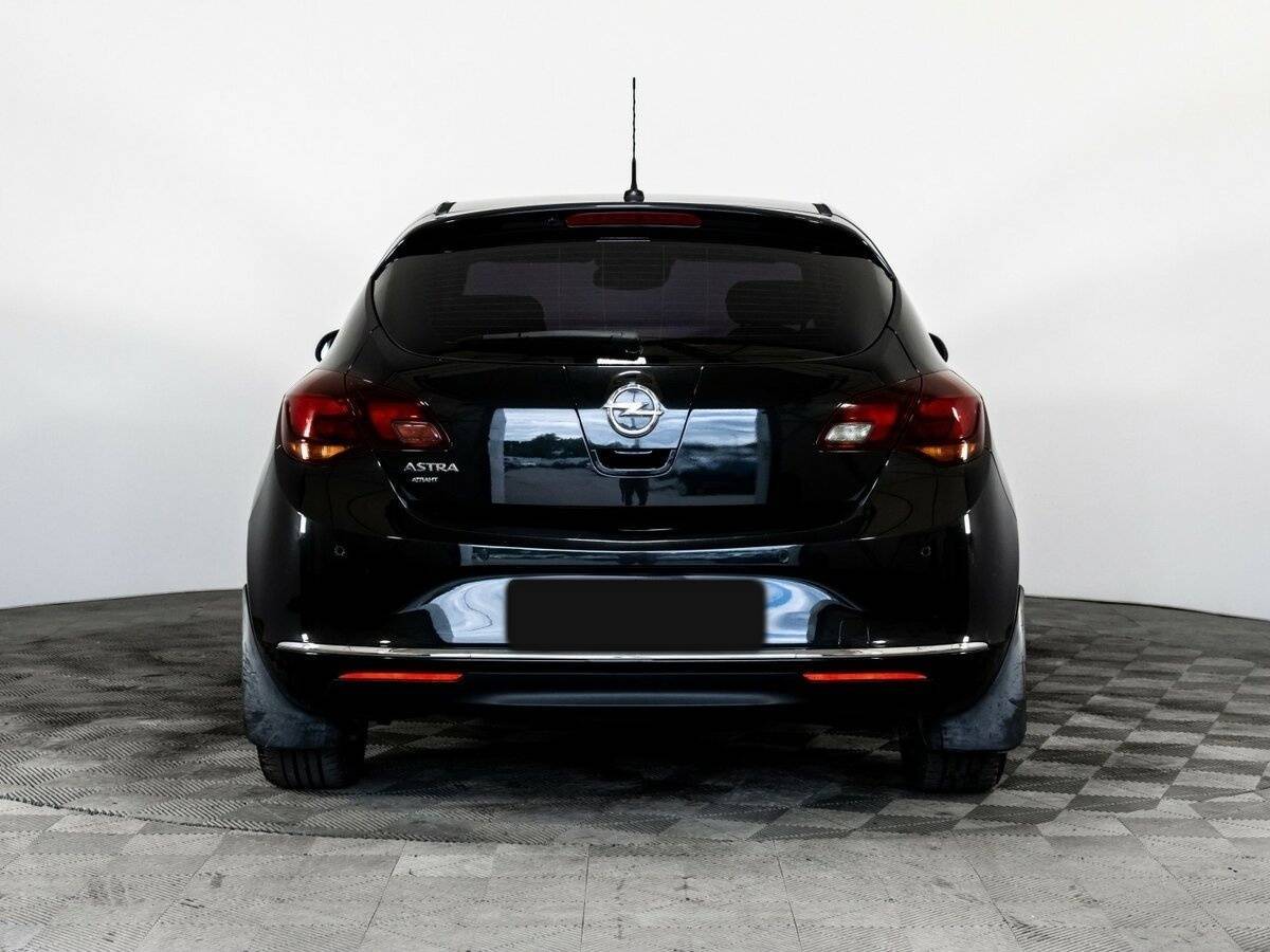 Opel Astra 2012 года с пробегом. Фото: #5