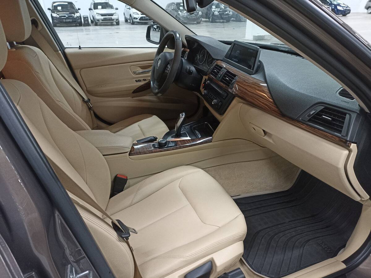 BMW 3 серии 2013 года с пробегом. Фото: #10