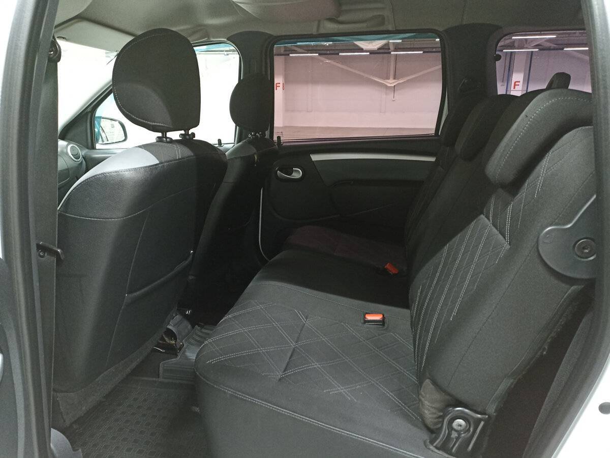 Lada (ВАЗ) Largus 2017 года с пробегом. Фото: #11