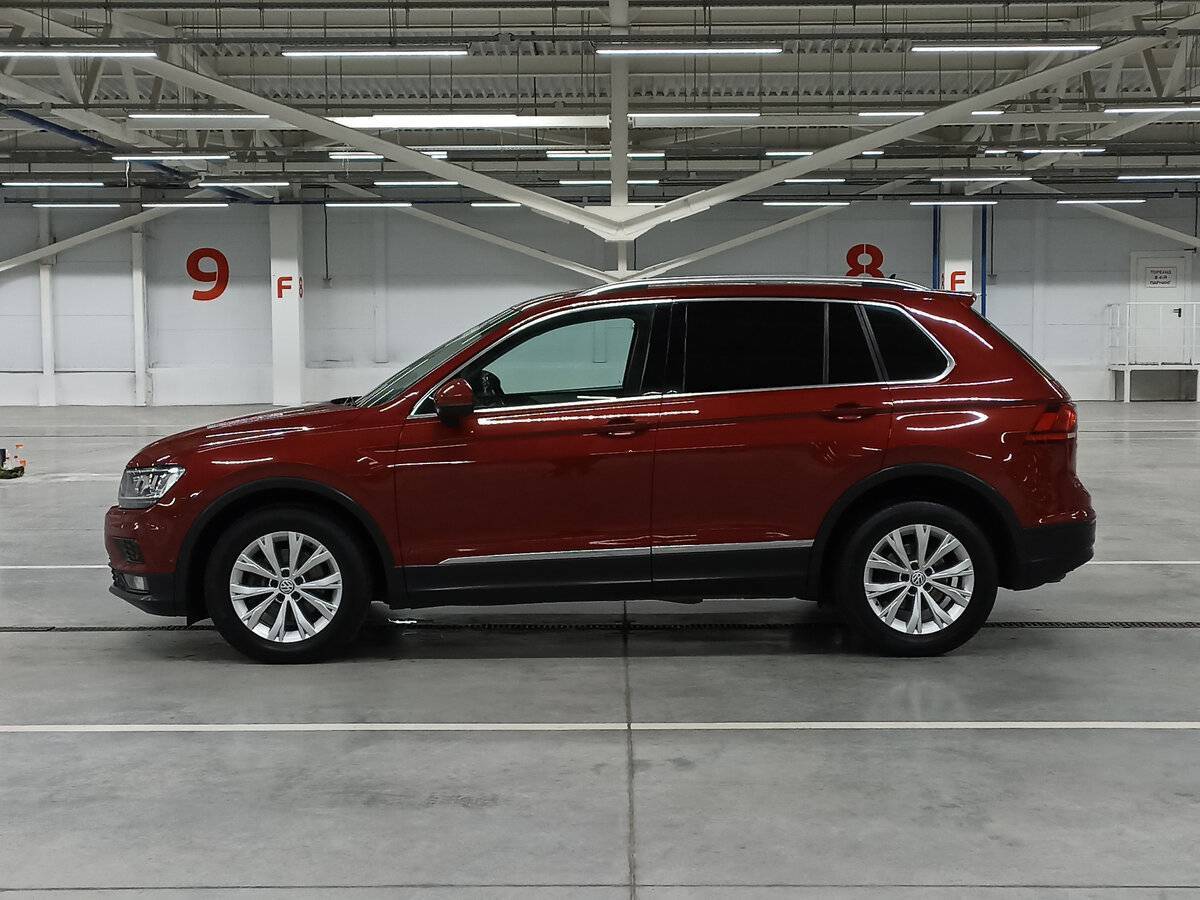 Volkswagen Tiguan 2018 года с пробегом. Фото: #7