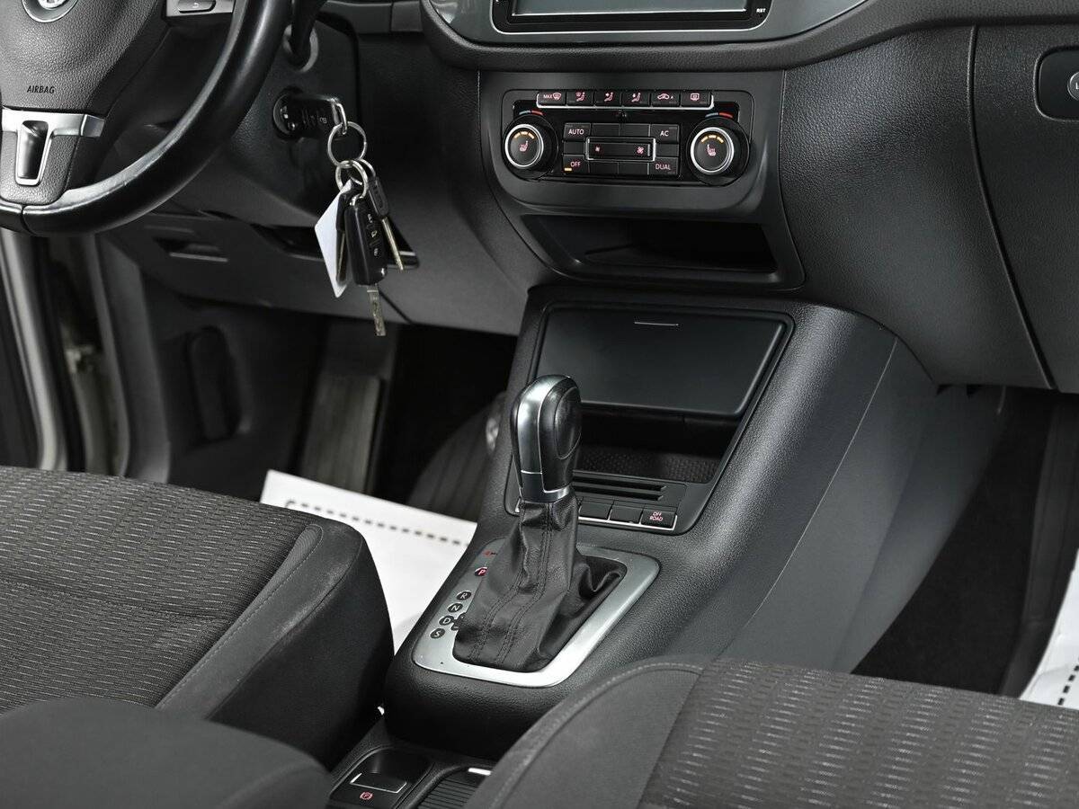 Б/У Фольксваген Тигуан 2012 года. Фото: #8