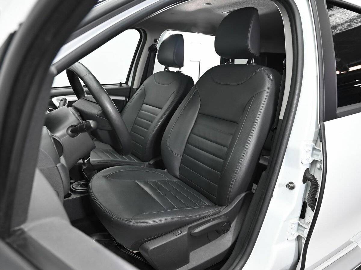 Б/У Ниссан Террано 2017 года. Фото: #5