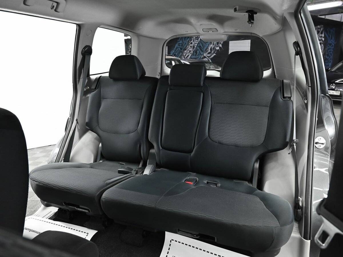 Б/У Митсубиши Паджеро Спорт 2012 года. Фото: #11