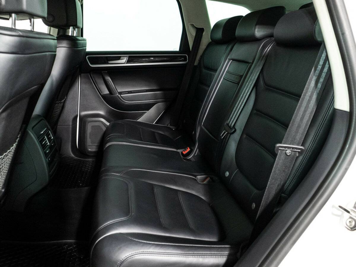 Volkswagen Touareg 2016 года с пробегом. Фото: #9