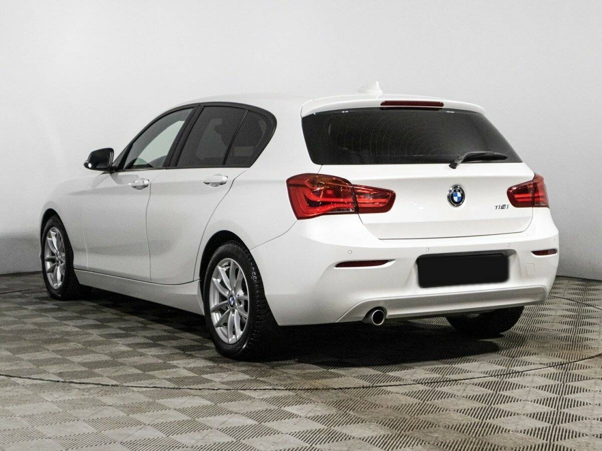 BMW 1 серии 2018 года с пробегом. Фото: #6